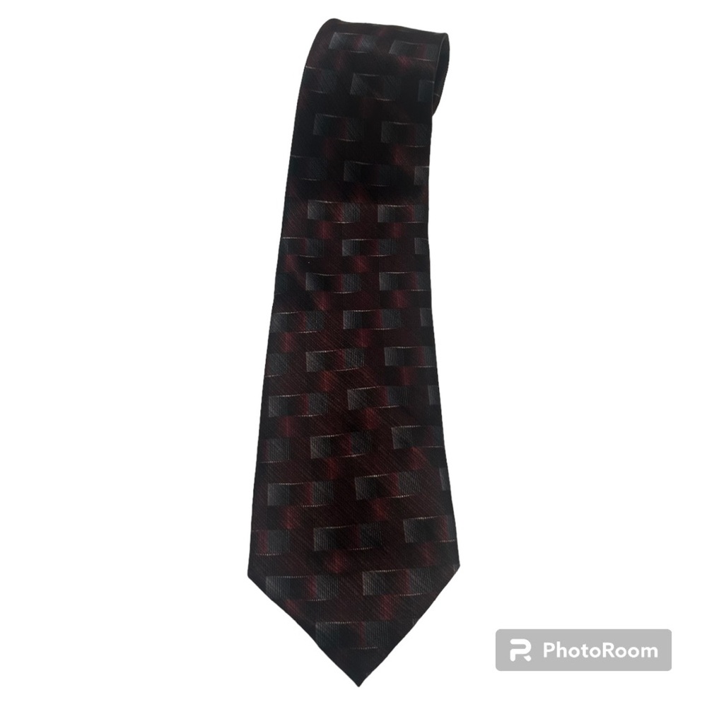 Geoffrey Beene maroon navy blue white printed tie 100% silk